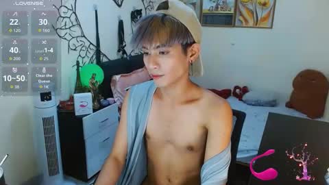 Snapshot of wildesttwinky chatting on 09.09.25 Arvie Rubio online show from 09.09.25
