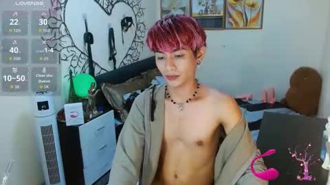 Snapshot of wildesttwinky chatting on 10.03.25 Arvie Rubio online show from 10.03.25