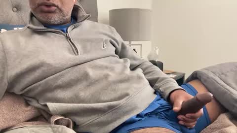 Snapshot of wildhungry chatting on 12.12.24 wildhungry online show from 12.12.24