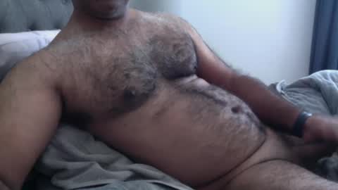 Snapshot of wildhungry chatting on 09.22.25 wildhungry online show from 09.22.25