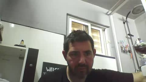 Snapshot of windowpane5 chatting on 12.24.24 windowpane online show from 12.24.24