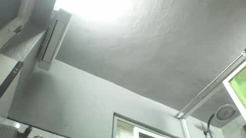 Snapshot of windowpane5 chatting on 10.19.25 windowpane online show from 10.19.25