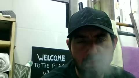 Snapshot of windowpane5 chatting on 11.09.25 windowpane online show from 11.09.25