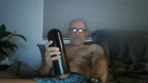 Snapshot of wingnutt765733 chatting on 03.04.25 wingnutt765733 online show from 03.04.25