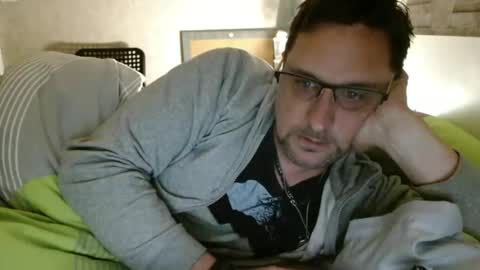 Snapshot of wirzwei8883 chatting on 03.04.25 Dirty online show from 03.04.25