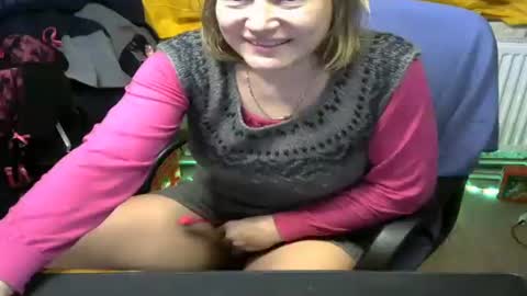 Snapshot of wleslymosw chatting on 12.18.24 wleslymosw online show from 12.18.24