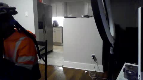 Snapshot of woodpipe69 chatting on 01.25.25 Woodpipe69 online show from 01.25.25