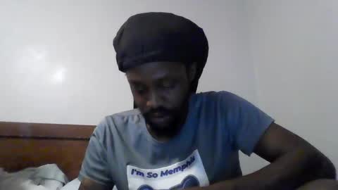 Snapshot of woodpipe69 chatting on 09.28.25 Woodpipe69 online show from 09.28.25