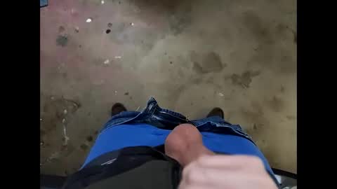 Snapshot of worldatlarge82 chatting on 10.29.25 worldatlarge82 online show from 10.29.25