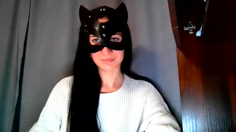 wow_dream_girl_ online show from 10.30.25