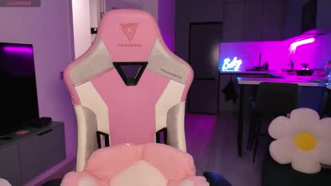 Emi online show from 10.03.25