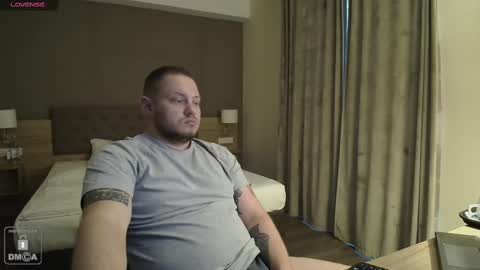 Snapshot of x19marco93x chatting on 02.13.25 x19marco93x online show from 02.13.25