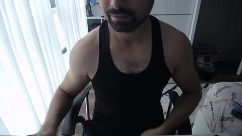 Snapshot of x_____0_____x chatting on 09.19.25 Mr. Lonely online show from 09.19.25