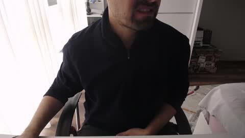 Snapshot of x_____0_____x chatting on 10.13.25 Mr. Lonely online show from 10.13.25