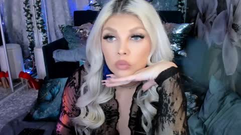 Snapshot of xalexax chatting on 12.29.24 sooo hey im Sperm Mystik from Fuckistan i want you full my all holes bcs i have penis fever online show from 12.29.24
