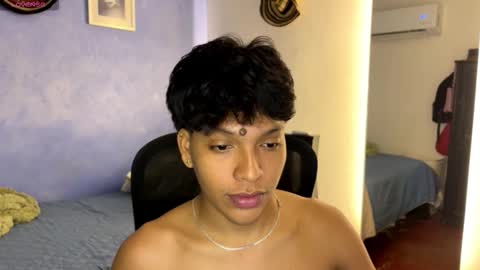 Snapshot of xander_bonnet1 chatting on 10.09.25 Xander bonnet online show from 10.09.25