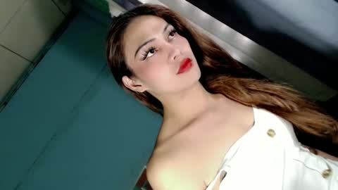 Snapshot of xangel_redx chatting on 12.06.24 ANGEL online show from 12.06.24