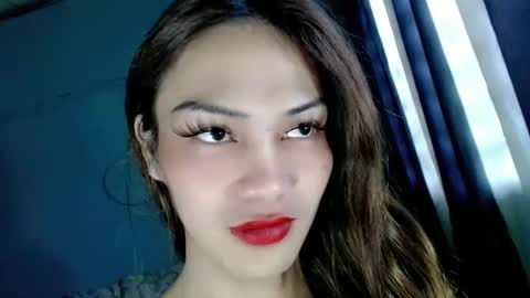 Snapshot of xangel_redx chatting on 12.07.24 ANGEL online show from 12.07.24