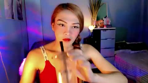 Snapshot of xangel_redx chatting on 10.10.25 ANGEL online show from 10.10.25