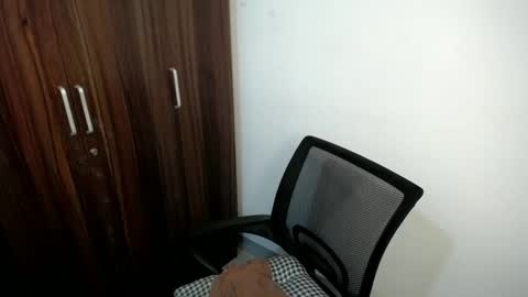 Snapshot of xasian_babygirl chatting on 01.07.25 Aiah online show from 01.07.25