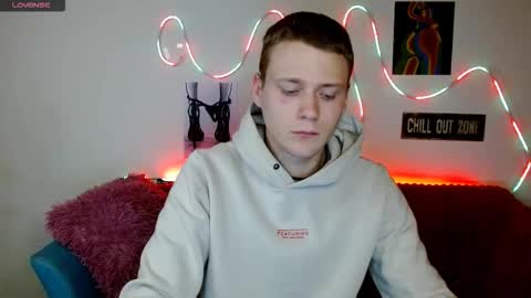 xavier_night81 online show from 11.18.25