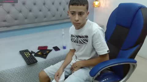 xavii_18_ online show from 02.12.25