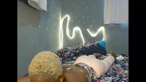 Snapshot of xcreamypussy chatting on 02.24.25 xcreamypussy online show from 02.24.25