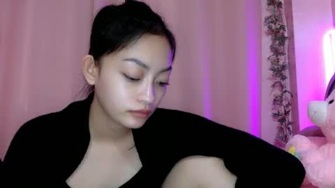 Snapshot of xcxccy19 chatting on 02.06.25 Sachi Cy online show from 02.06.25