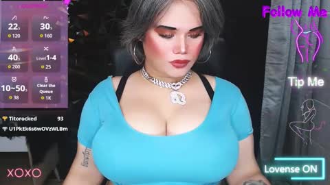 Snapshot of xhugeharleyselfsuckerx chatting on 10.15.25 xHUGECOCKTILLCUMX online show from 10.15.25