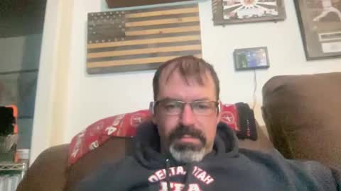 Snapshot of xmountainx chatting on 12.14.24 Mountain online show from 12.14.24