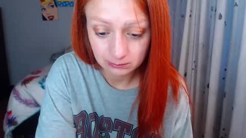 Snapshot of xnathashax1 chatting on 10.11.25 luciana online show from 10.11.25