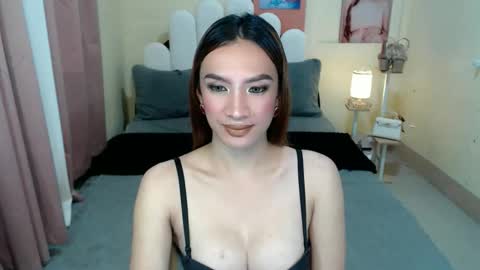 xo_ysabelle online show from 10.04.25
