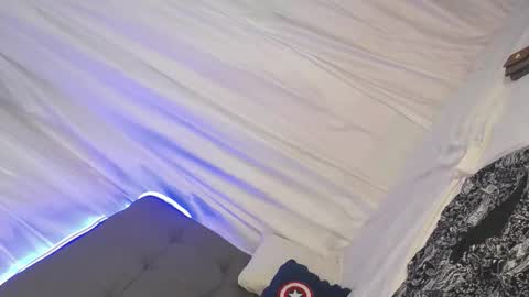 Snapshot of xoxo_adams chatting on 01.02.25 xoxo online show from 01.02.25