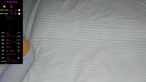 Snapshot of xteona chatting on 12.14.24 xteona online show from 12.14.24