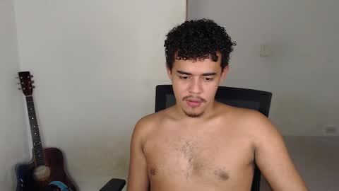 Snapshot of xtranherr chatting on 09.18.25 xtranherr online show from 09.18.25