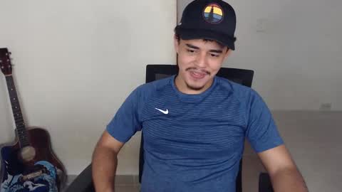 Snapshot of xtranherr chatting on 10.17.25 xtranherr online show from 10.17.25