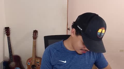 Snapshot of xtranherr chatting on 10.21.25 xtranherr online show from 10.21.25