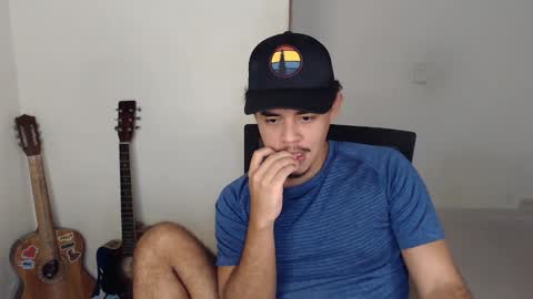 Snapshot of xtranherr chatting on 10.24.25 xtranherr online show from 10.24.25