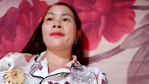 xuxulove00 online show from 10.15.25