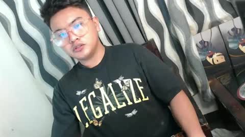 Snapshot of xxhotloyd_cummerx chatting on 01.17.25 Loyd online show from 01.17.25