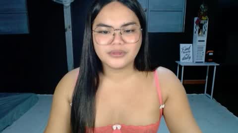 Snapshot of xxkylie_smithxx chatting on 10.08.25 Kylie Smith online show from 10.08.25