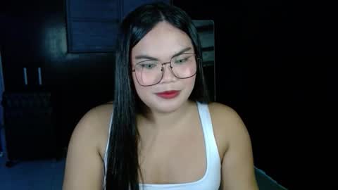 Snapshot of xxkylie_smithxx chatting on 10.14.25 Kylie Smith online show from 10.14.25