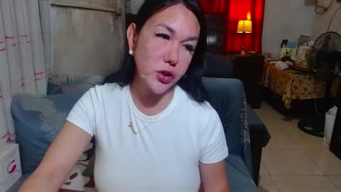 Snapshot of xxmiranda_greyxx chatting on 01.27.25 sexyyanna4u online show from 01.27.25