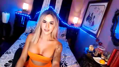 urperfection kelly online show from 01.02.25