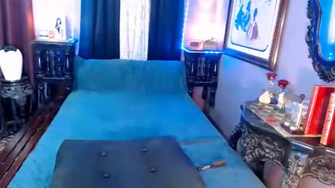 urperfection kelly online show from 01.12.25