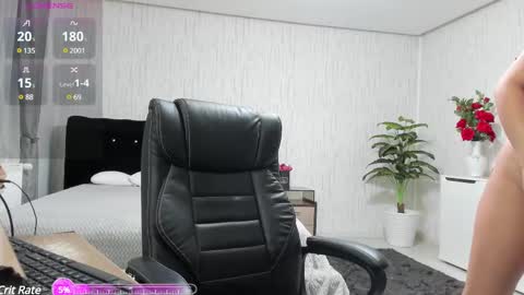 Snapshot of xxsecretdesirexx chatting on 02.16.25 xxsecretdesirexx Catalina online show from 02.16.25
