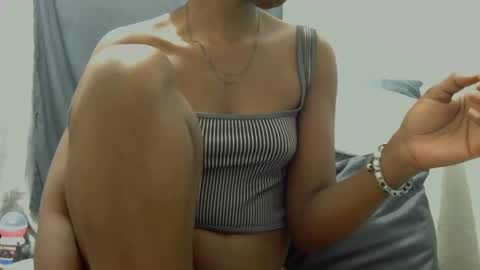 Snapshot of xxsexytalia28 chatting on 02.16.25 xxsexytalia28 online show from 02.16.25