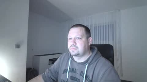 Snapshot of xxstrikerxx chatting on 12.30.24 Eddi online show from 12.30.24