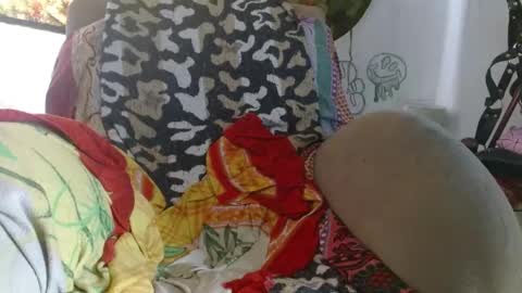 Snapshot of xxx_morena chatting on 12.16.24   LILI  online show from 12.16.24