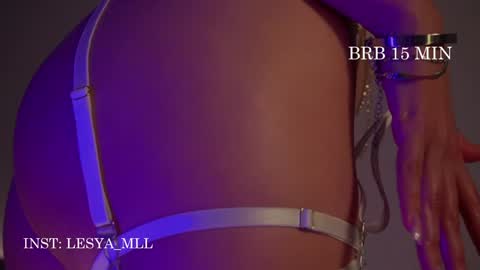 Snapshot of xxx_sunset chatting on 01.05.25 Molly online show from 01.05.25